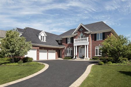 How to Pressure Wash Your Asphalt