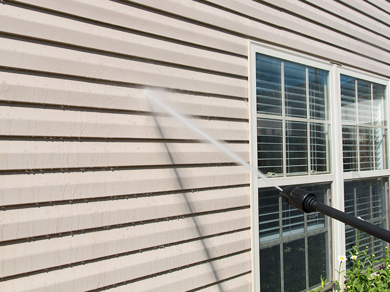 soft washing vs pressure washing